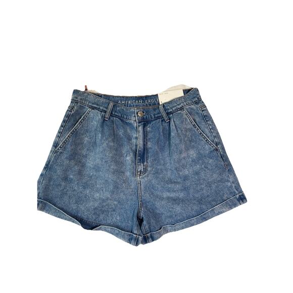 NWT AMERICAN EAGLE Mom high rise Blue denim Cuffed jean shorts Women’s size 8 - Picture 1 of 5
